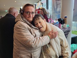 Das ist die liebe Pasquia die sich so gefreut hat mich Live zusehen. Sie schaut sich sehr gerne meine Videos an.